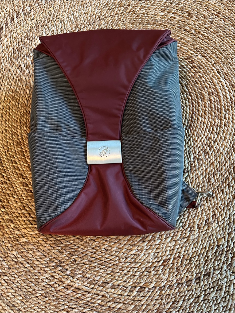 Pacsafe B200 daily Two-Tone Grey & Burgundy Backpack